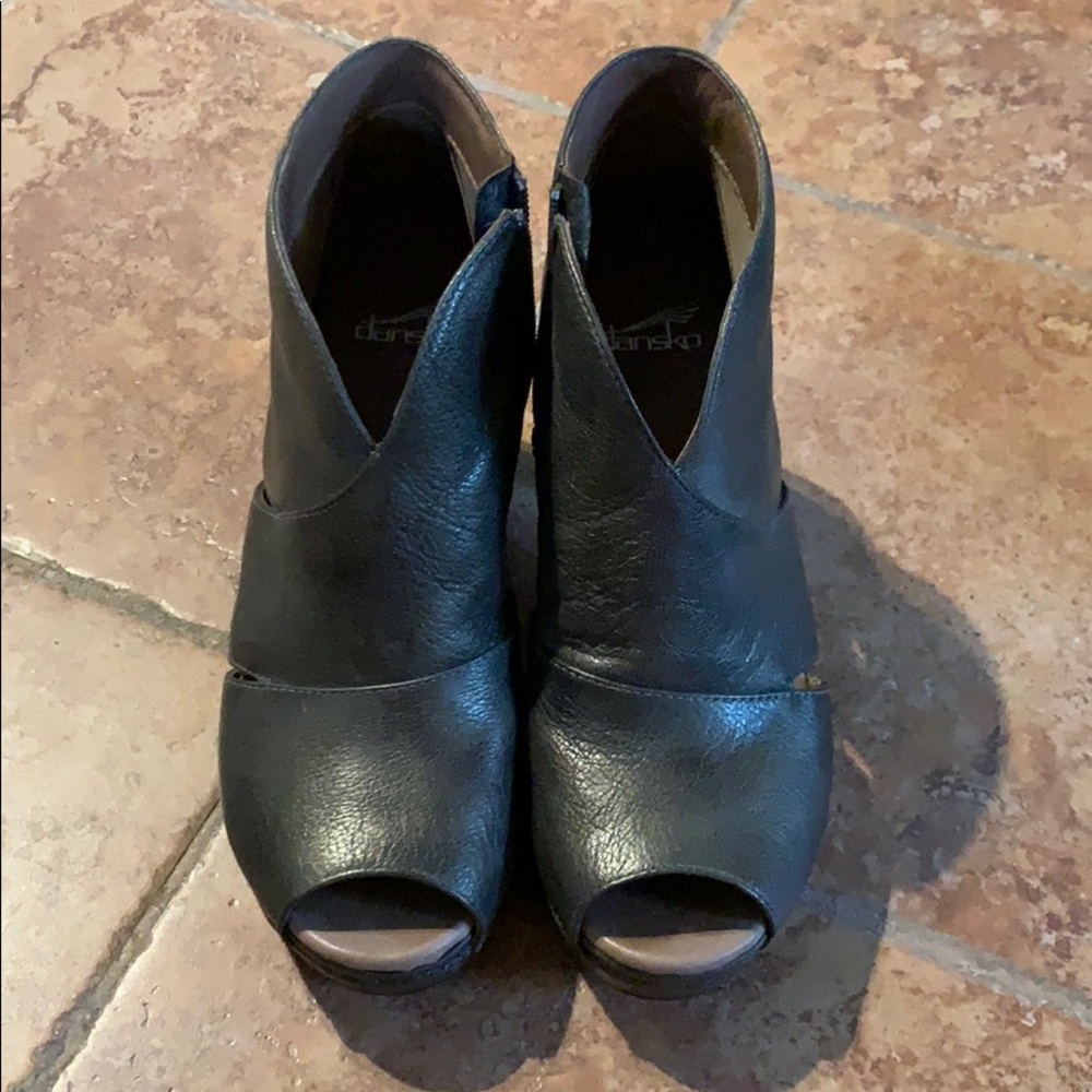 Dansko Delphina platform sandals